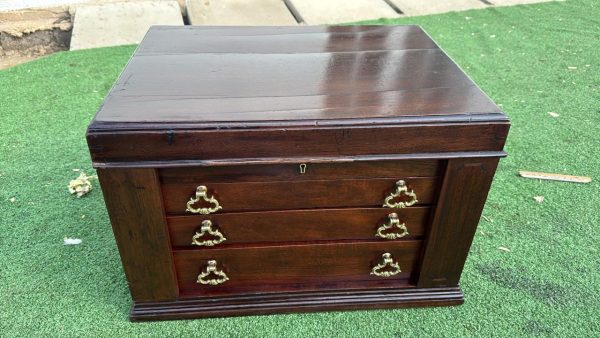 Mappin & Webb cutlery cabinet - Image 2